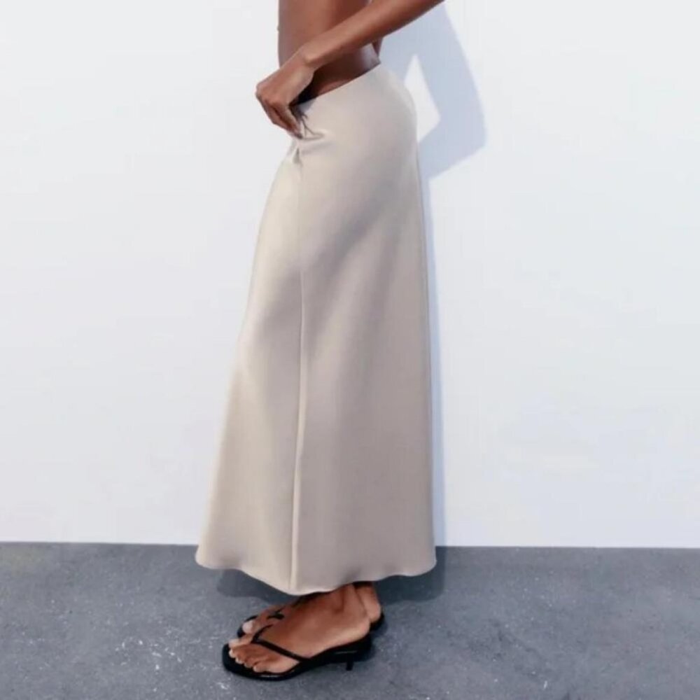 ZARA SATIN EFFECT MIDI SKIRT